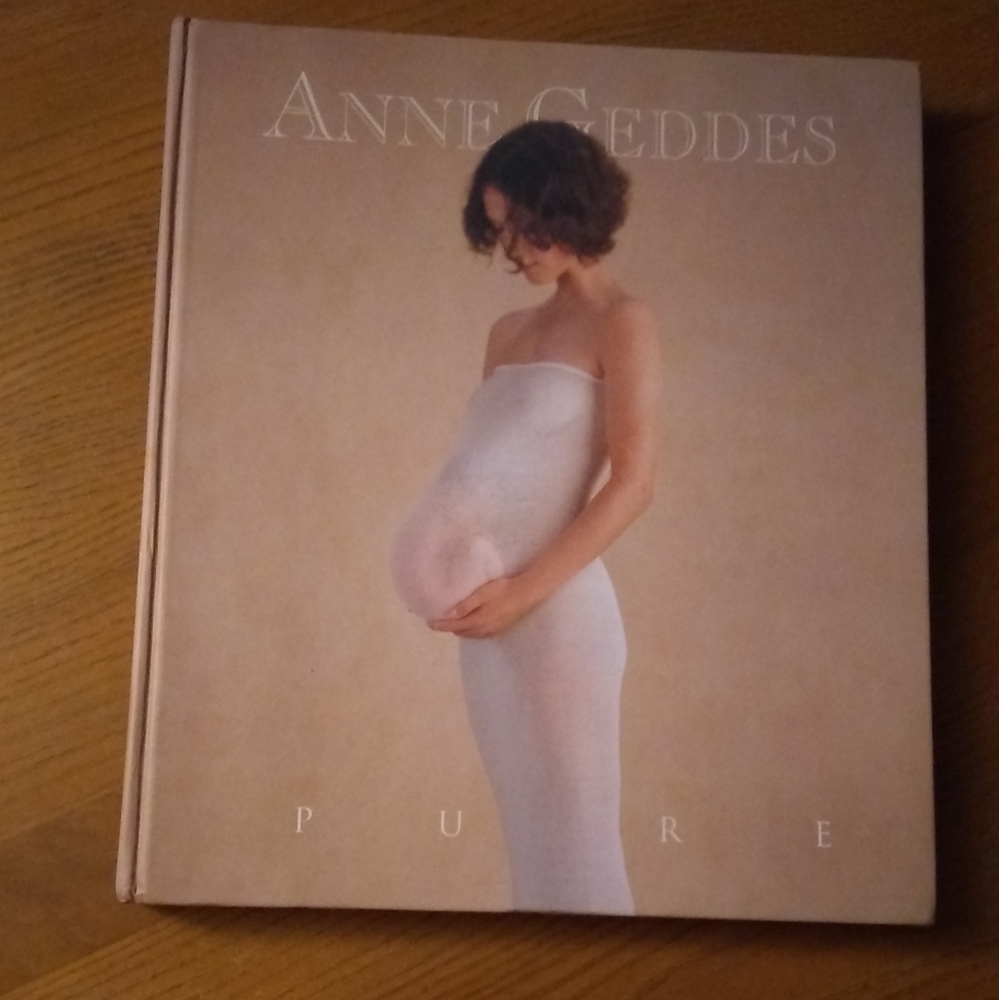 PURE by Anne Geddes Hardcover Photograph Art Book Babies & Children